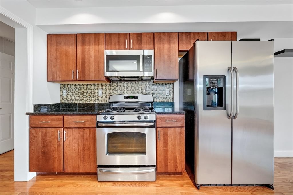 29 Spruce St #42 Waltham — Photo 18 of 41