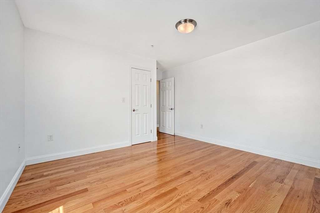 29 Spruce St #42 Waltham — Photo 31 of 41