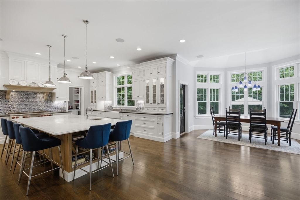 202 R Prospect Street Easton — Photo 8 of 42