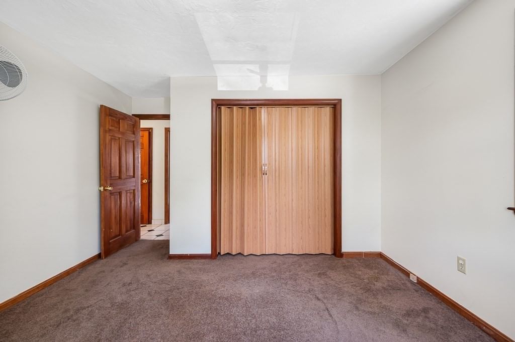 6 Marlboro Dr Leicester — Photo 17 of 41