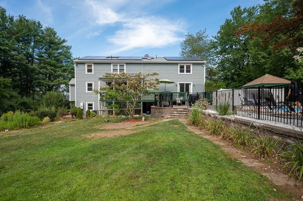 6 Marlboro Dr Leicester — Photo 40 of 41
