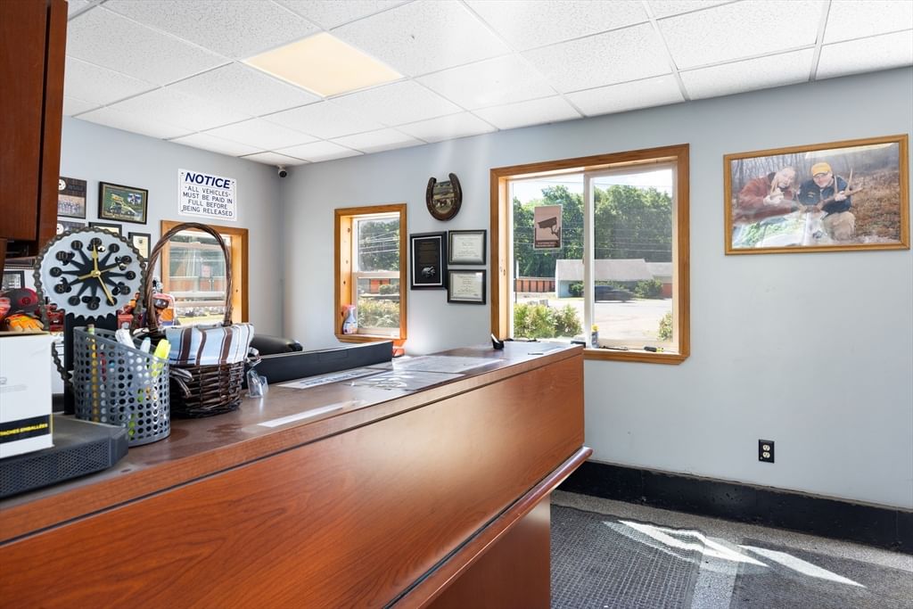 233 Wilbraham Street Palmer — Photo 11 of 40