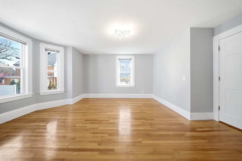 29 Hanson St Somerville — Photo 21 of 29