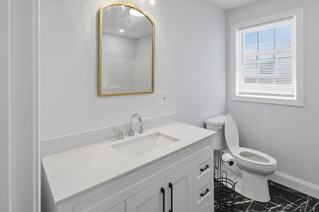489 Spring Fall River — Photo 31 of 40