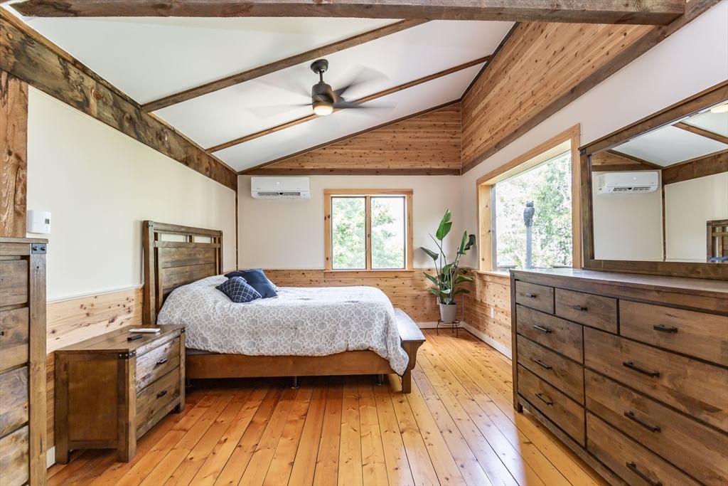 185 Black Cat Road Plymouth — Photo 18 of 41