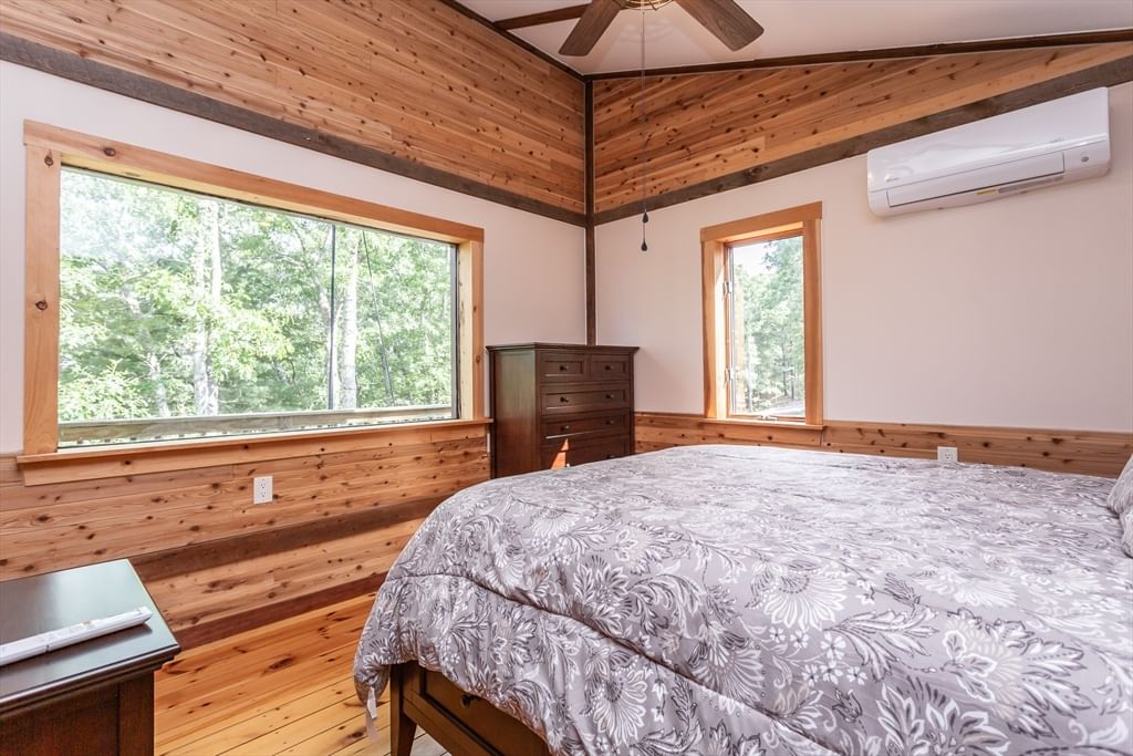 185 Black Cat Road Plymouth — Photo 21 of 41
