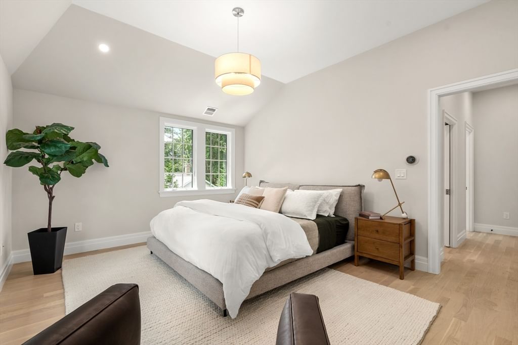 28 Parker Rd, Wellesley, MA 02482 photo 4