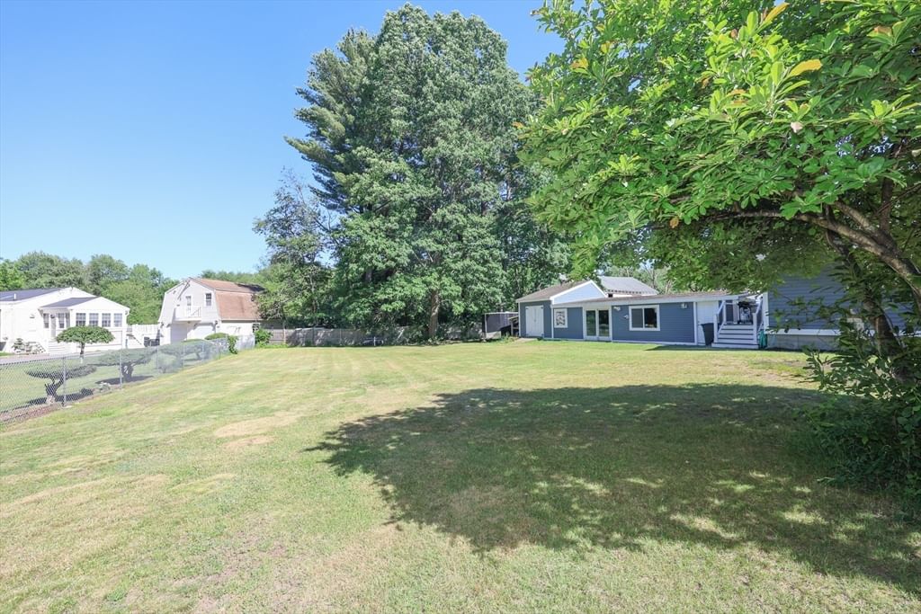 86 Meadowbrook Road Chelmsford — Photo 36 of 41