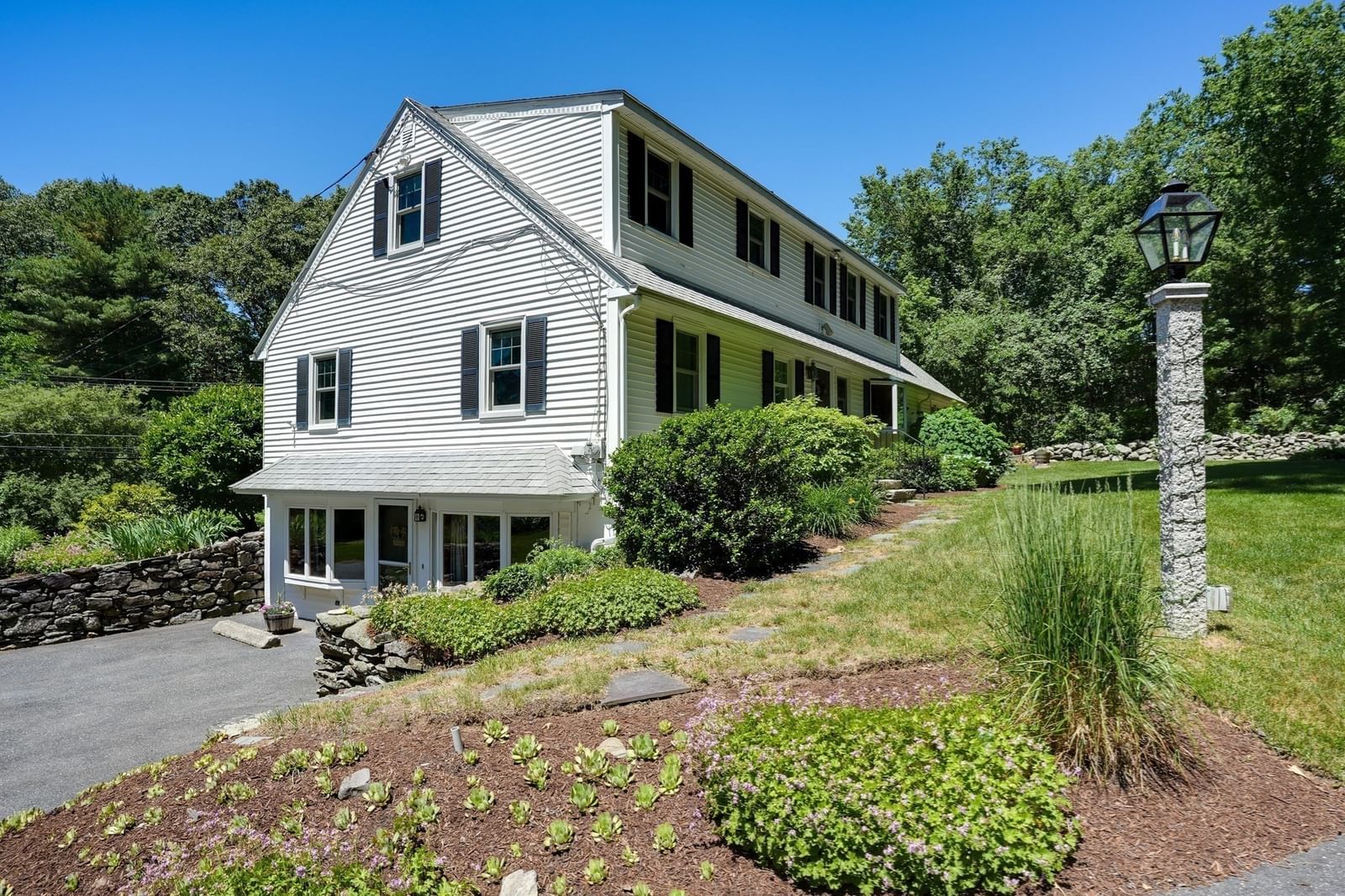 42 Ball St Northborough — Photo 33 of 41