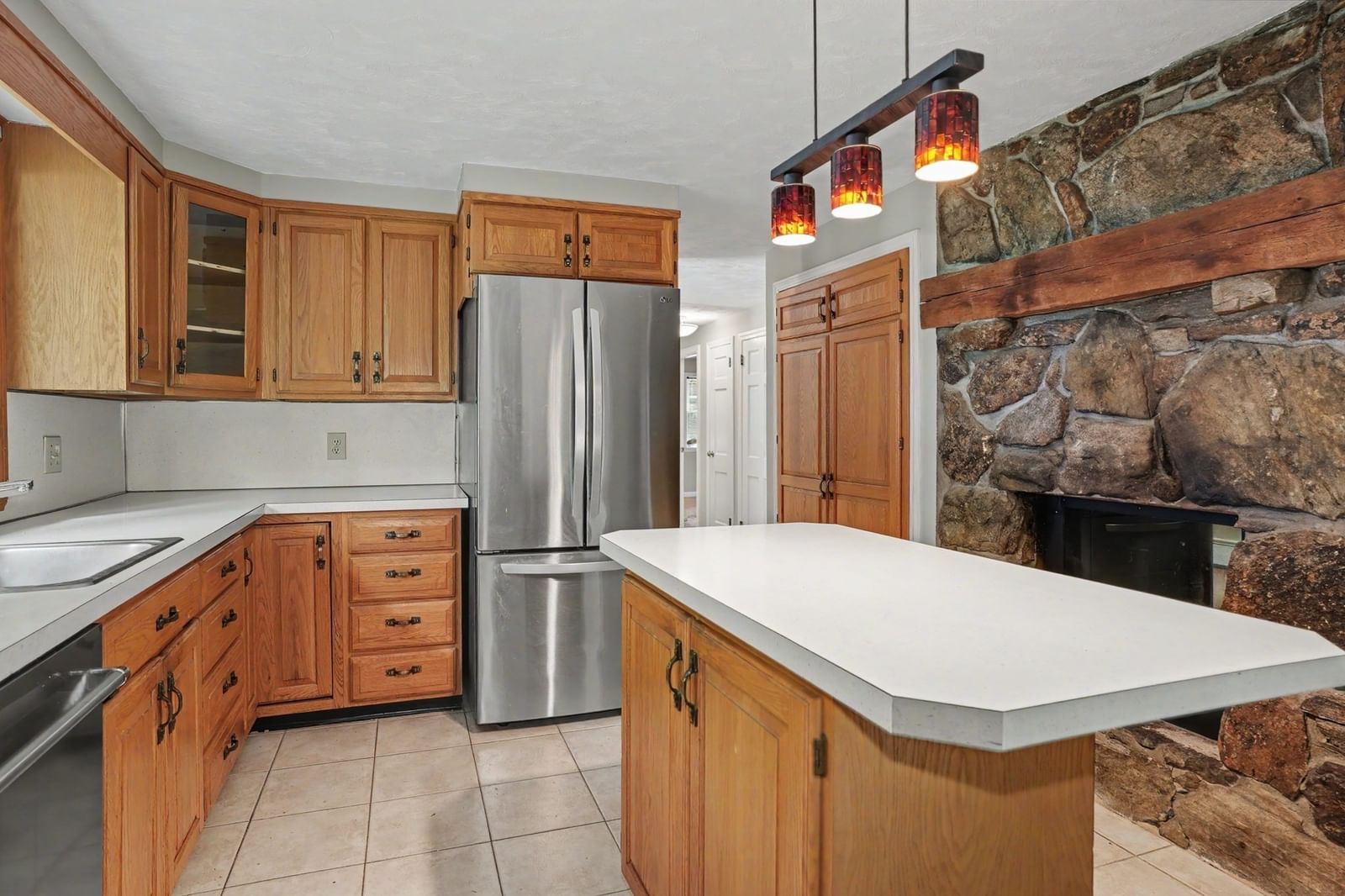 42 Ball St Northborough — Photo 5 of 41