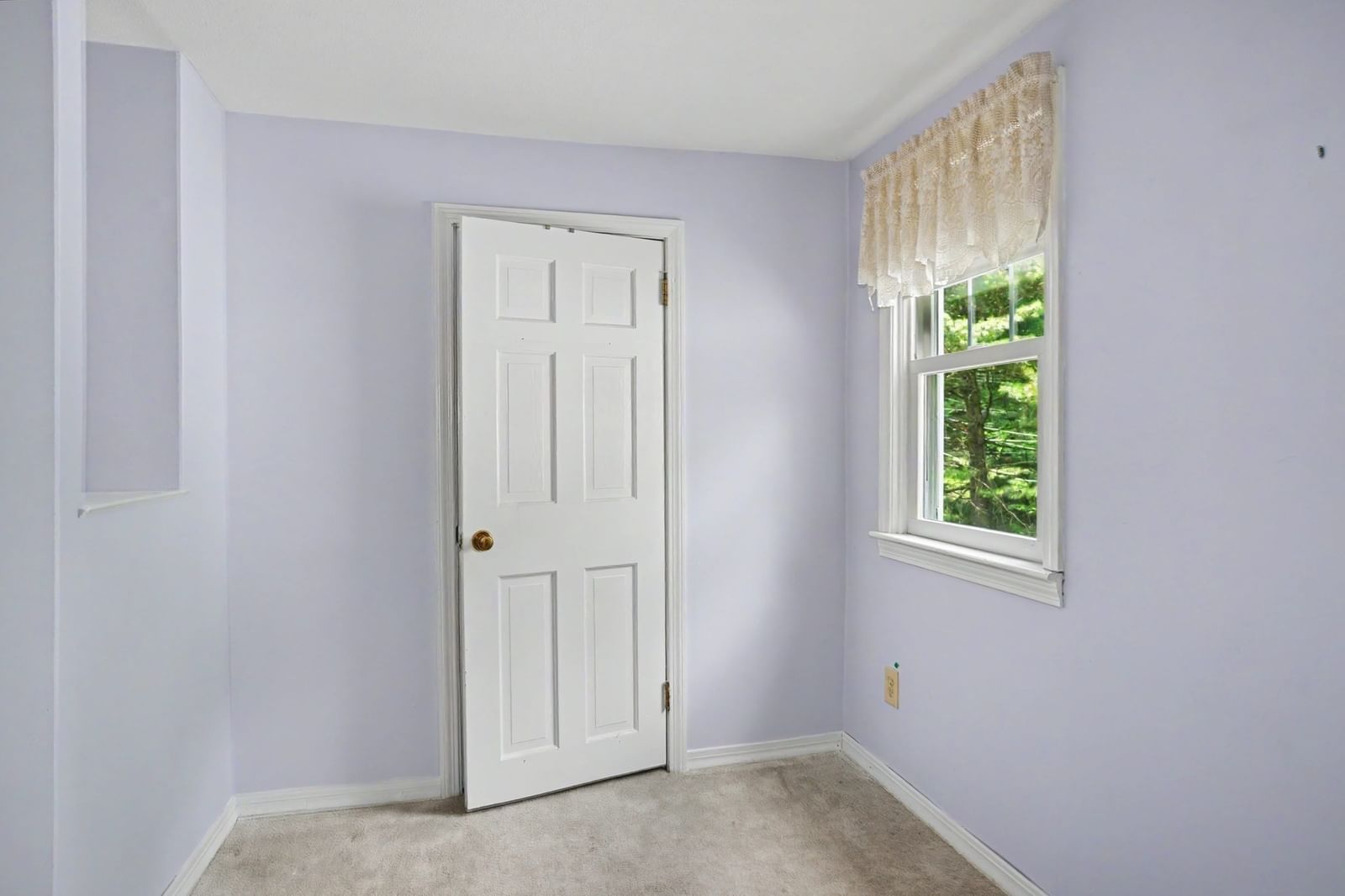 42 Ball St Northborough — Photo 7 of 41