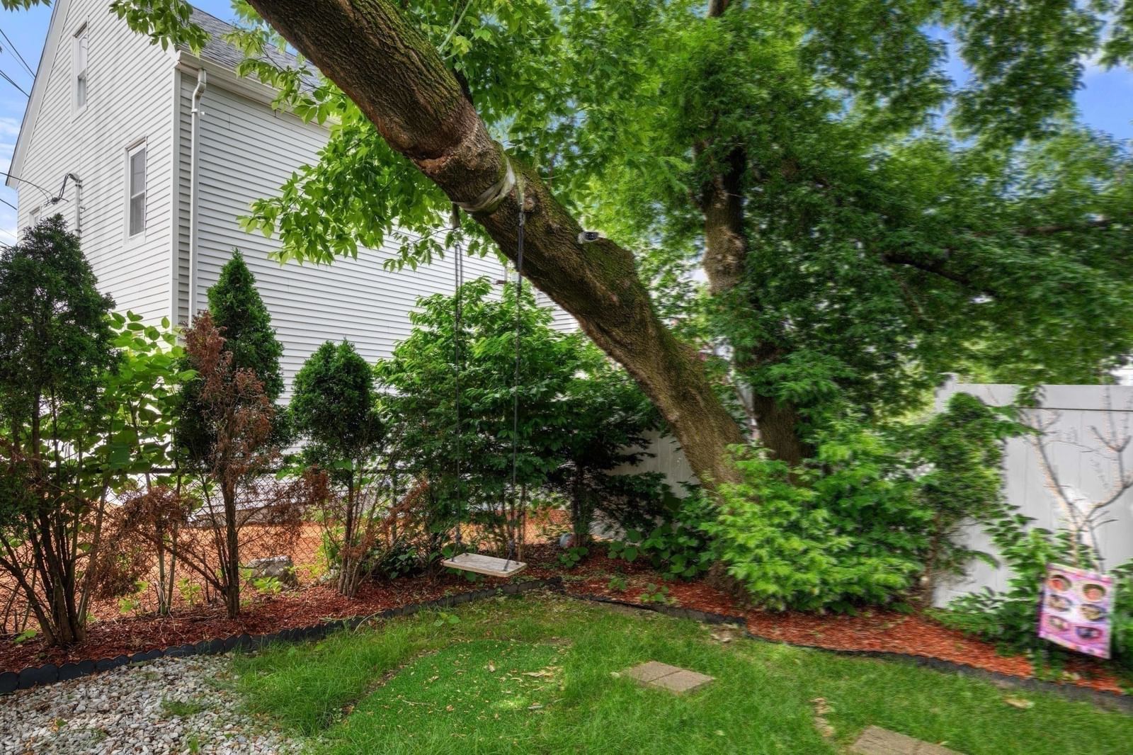 8 Pulaski St Peabody — Photo 25 of 29