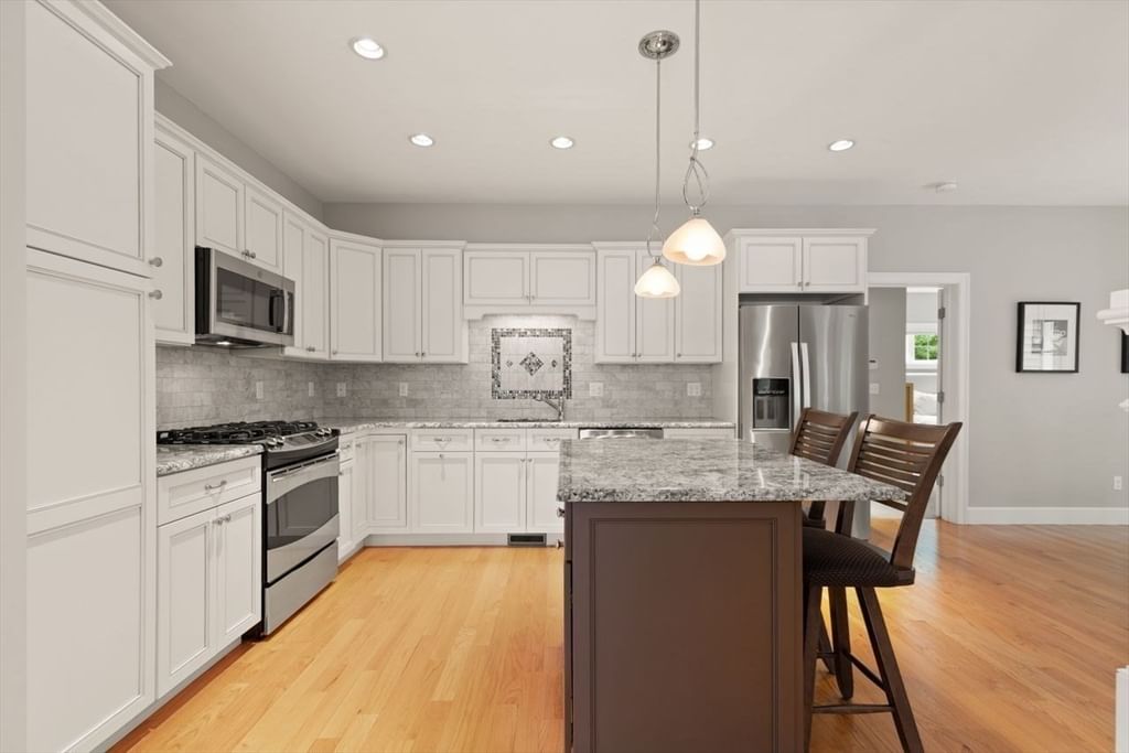43 Winterberry Ln Easton — Photo 18 of 40