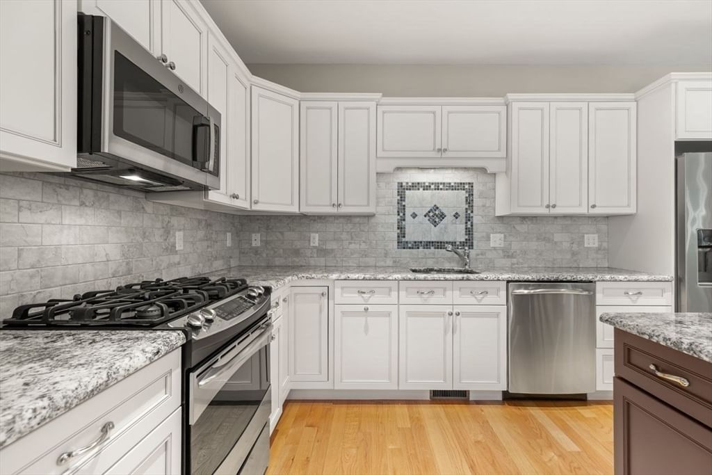 43 Winterberry Ln Easton — Photo 22 of 40