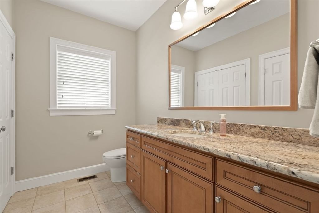 43 Winterberry Ln Easton — Photo 26 of 40