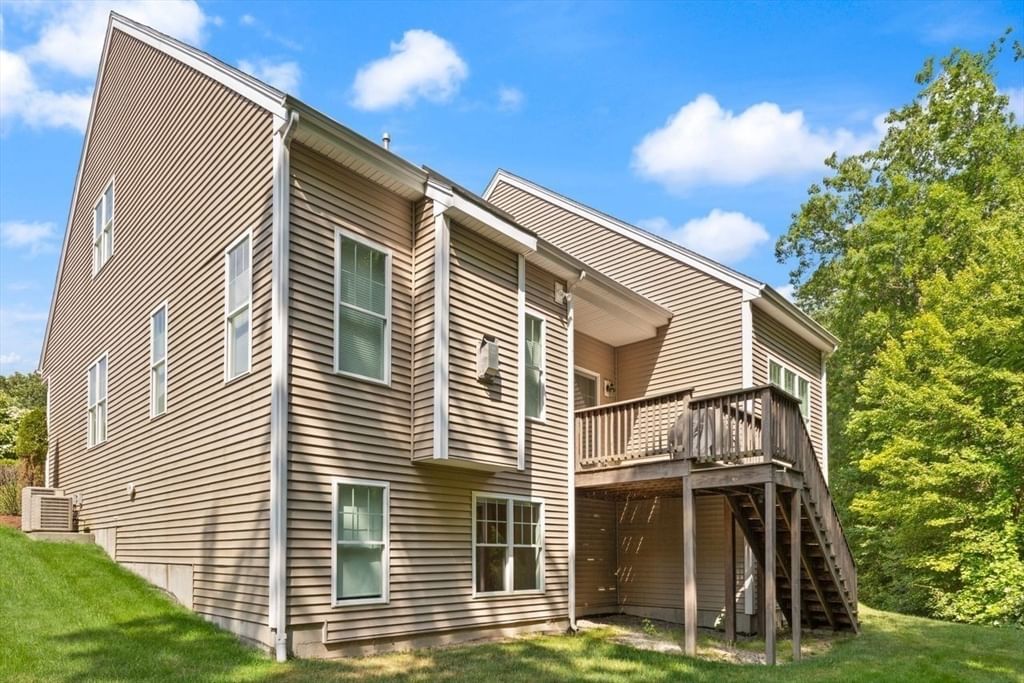 43 Winterberry Ln Easton — Photo 38 of 40