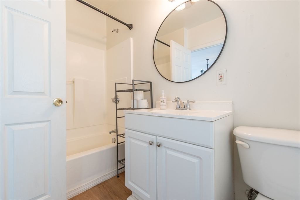 14 Pleasant St #C Franklin — Photo 13 of 15