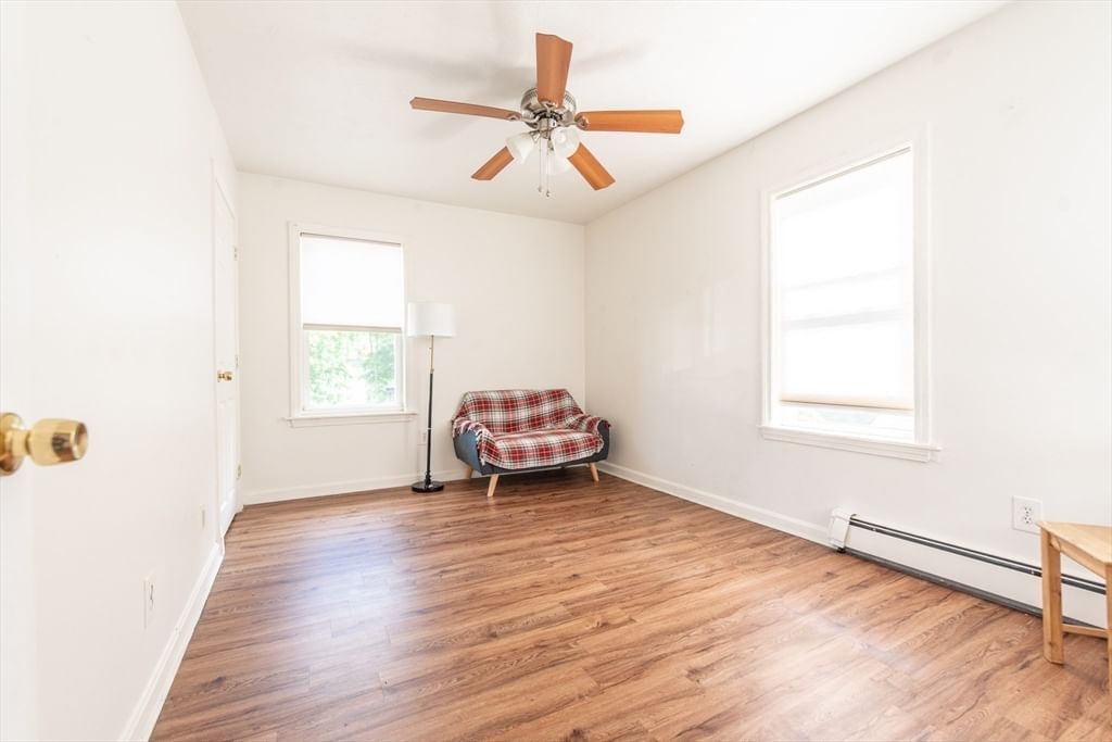 14 Pleasant St #C Franklin — Photo 9 of 15