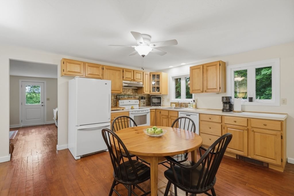60 Petersham Road, Phillipston, MA 01331 photo 2