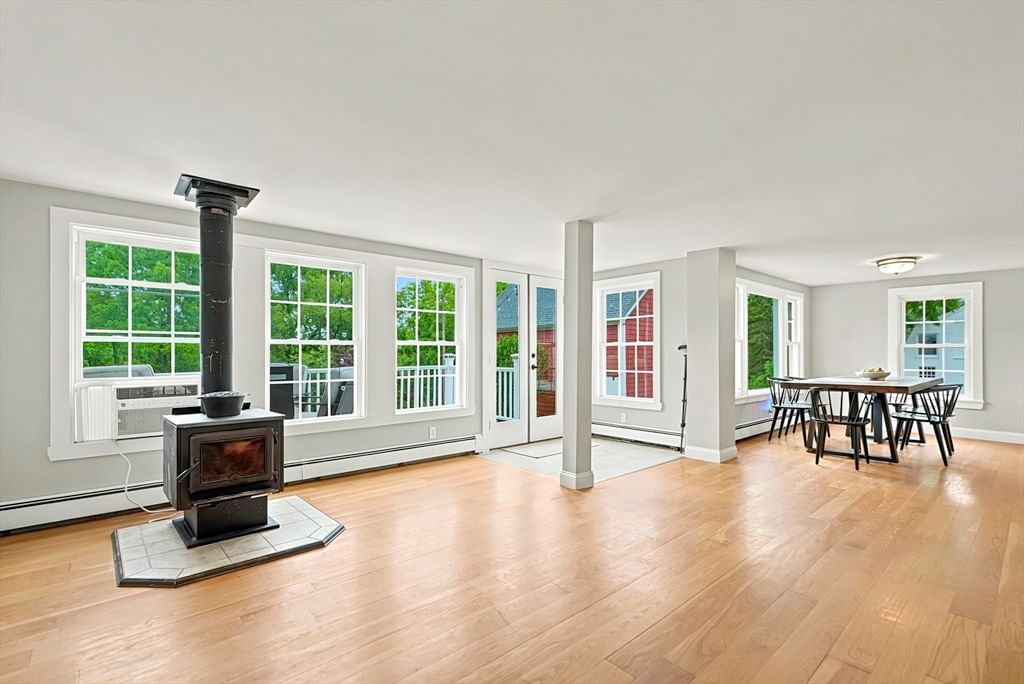 149 Glenview St, Upton, MA 01568 photo 3