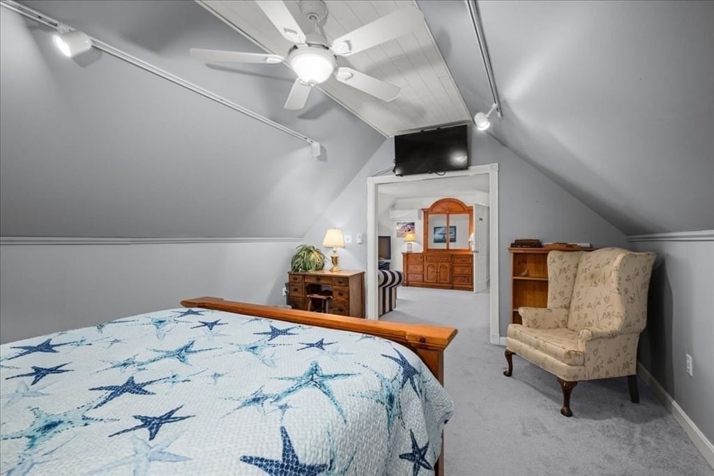 108 Marston Ave Barnstable — Photo 23 of 42