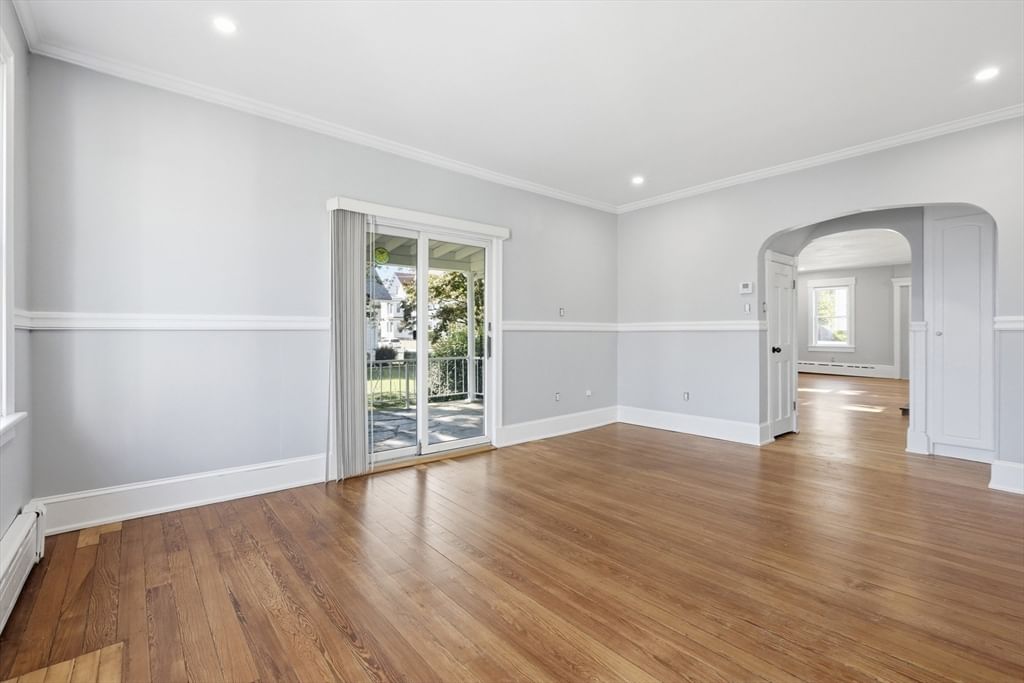 501 Pine St Fall River — Photo 14 of 42