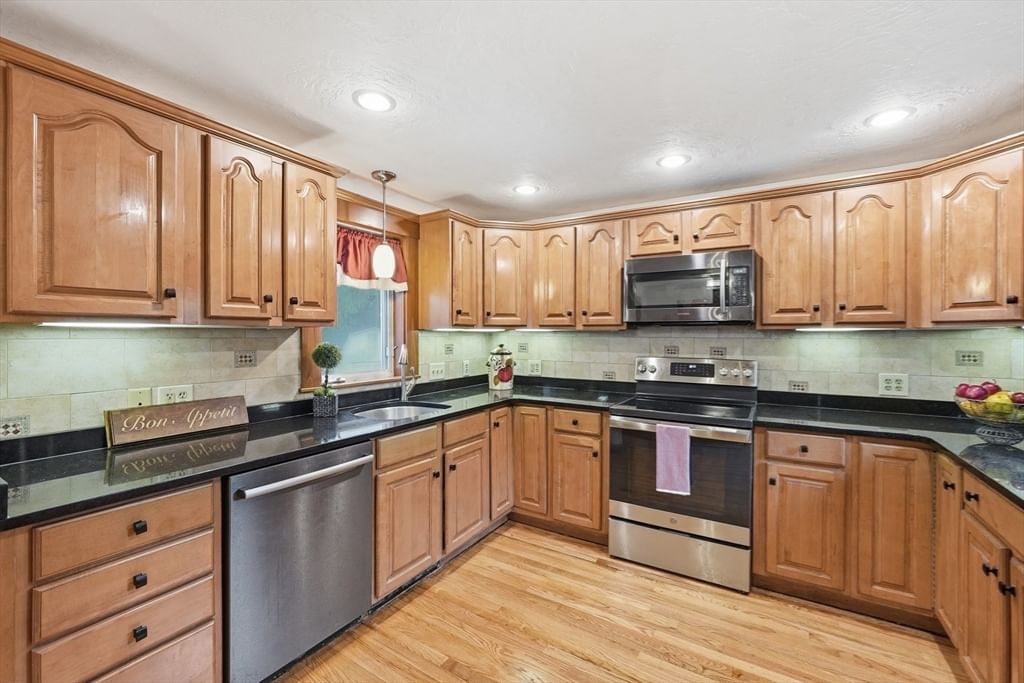 4 Orient Street, Boylston, MA 01505 photo 2