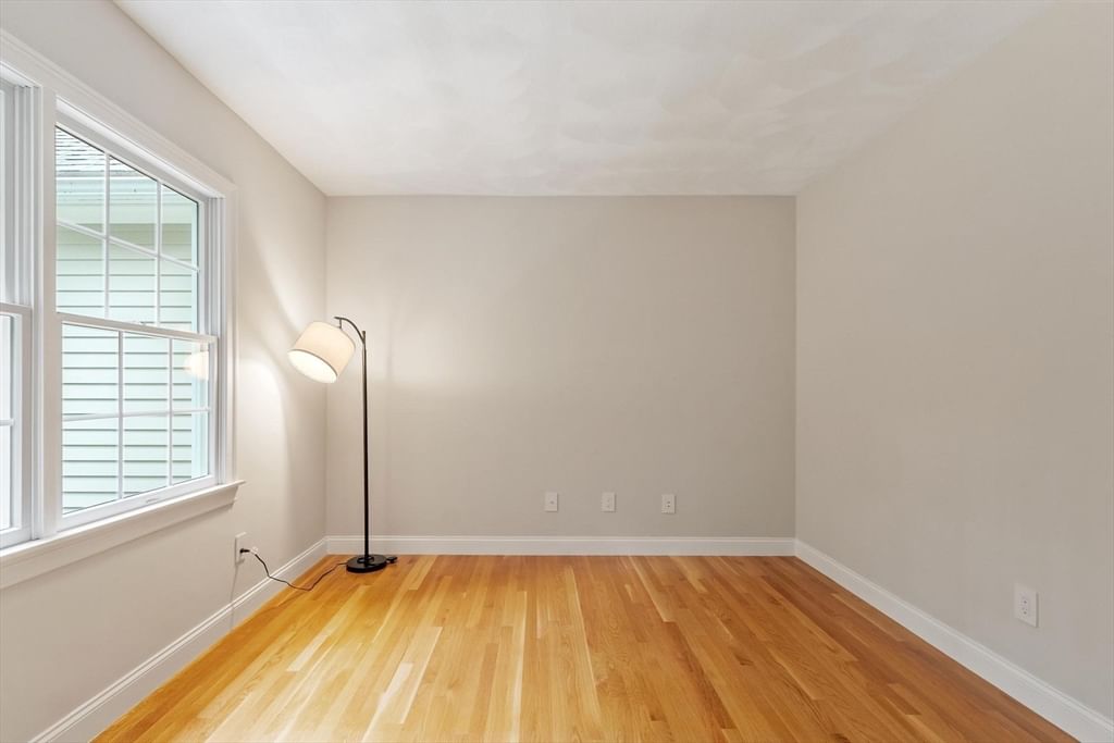 33 Nutmeg Ln North Andover — Photo 39 of 42