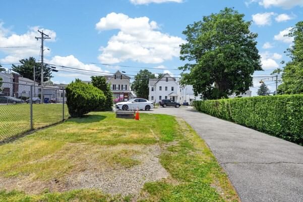 325 Malden St Revere — Photo 11 of 17