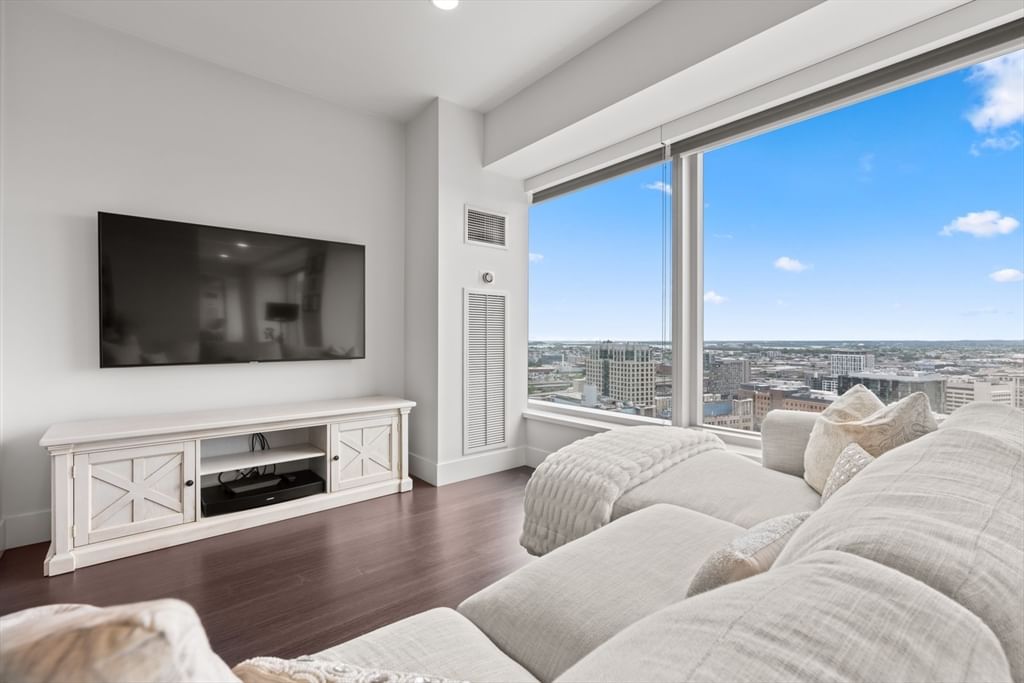 110 Stuart Street #26J Boston — Photo 11 of 38
