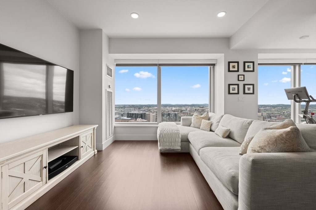 110 Stuart Street #26J Boston — Photo 12 of 38