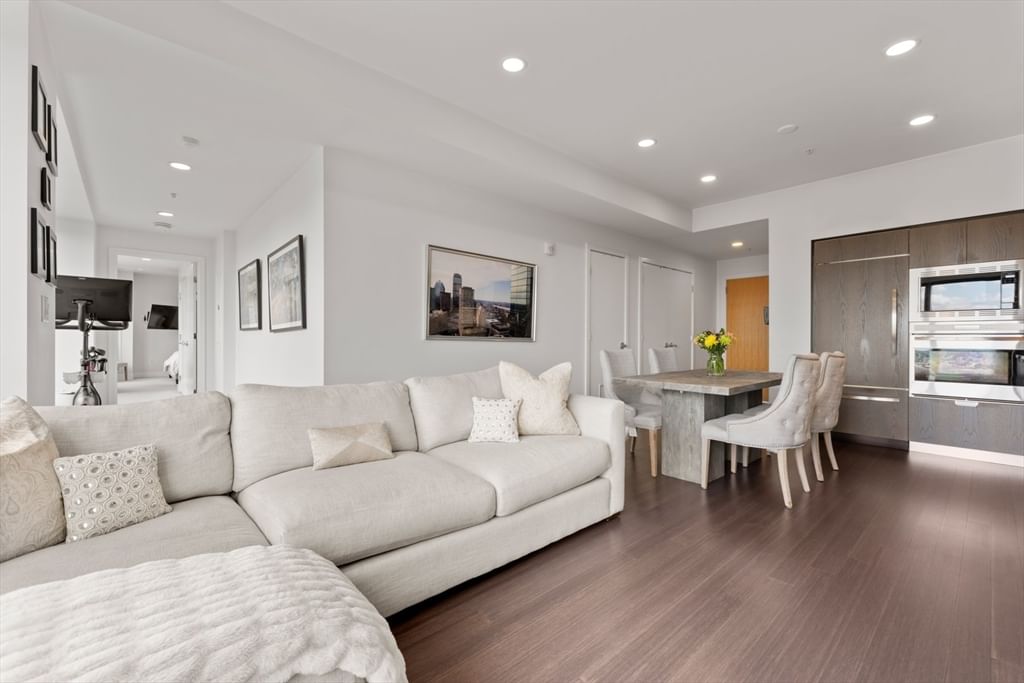 110 Stuart Street #26J Boston — Photo 14 of 38