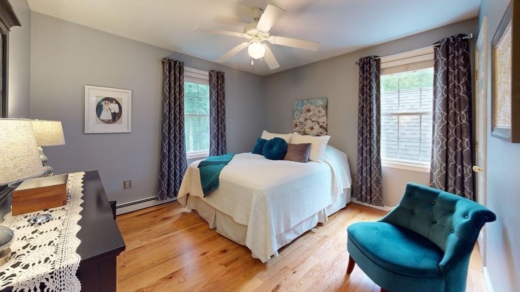 233 Tispaquin St Middleboro — Photo 11 of 42