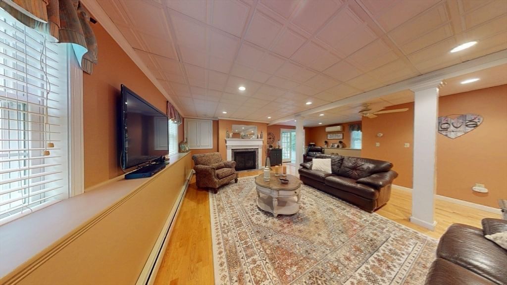 233 Tispaquin St Middleboro — Photo 19 of 42
