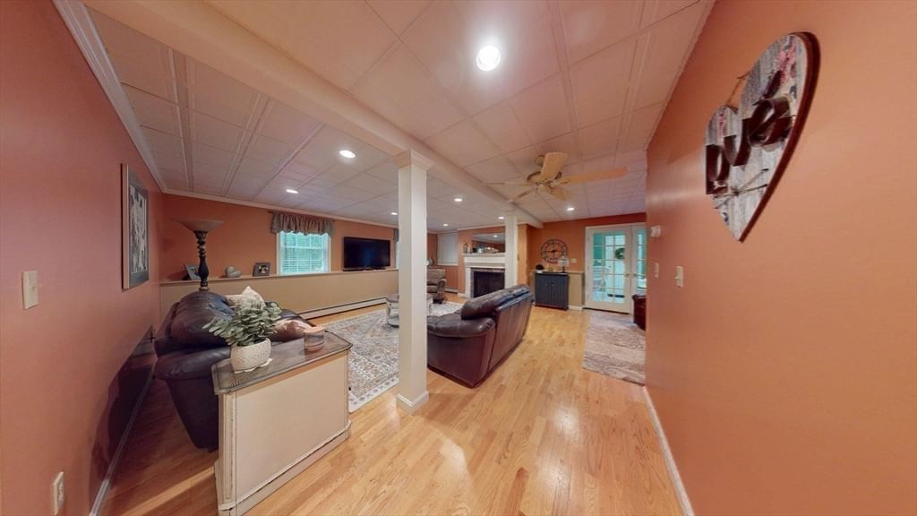 233 Tispaquin St Middleboro — Photo 23 of 42