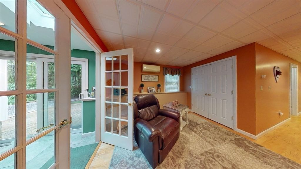 233 Tispaquin St Middleboro — Photo 24 of 42