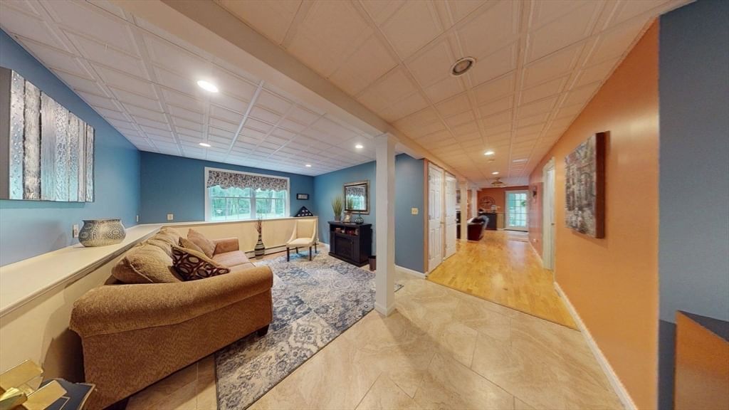 233 Tispaquin St Middleboro — Photo 28 of 42