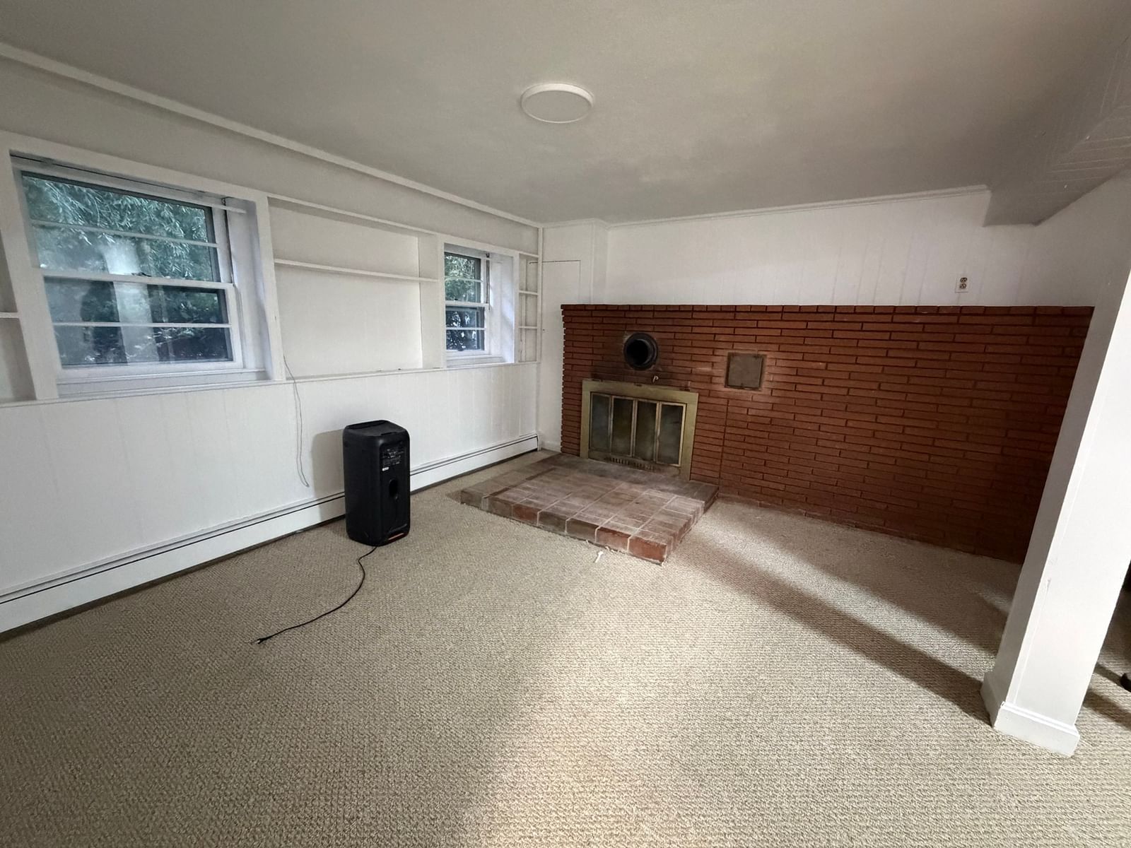 260 Pearl St Brockton — Photo 10 of 13
