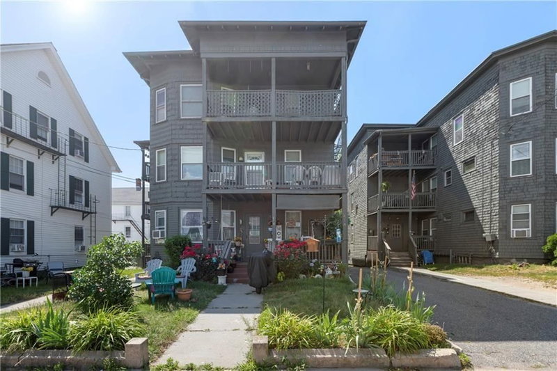 414 Rathbun St