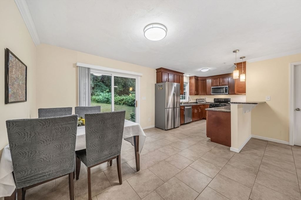 22 Bradley Dr #D Groton — Photo 4 of 42