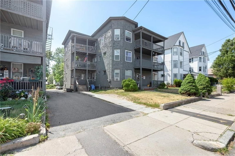 420 Rathbun St