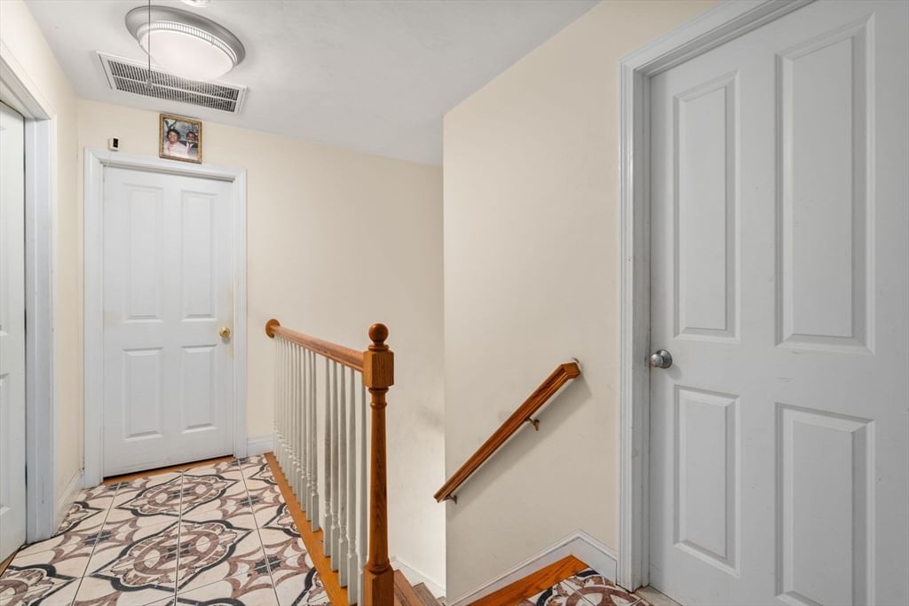 86 Oakland St Stoughton — Photo 23 of 34