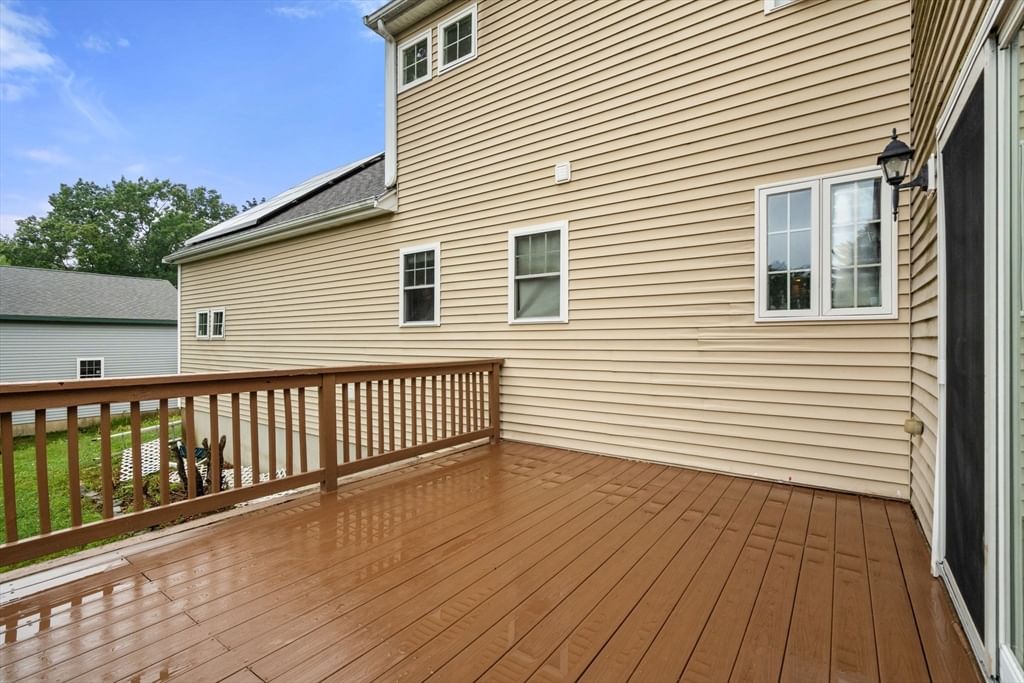 86 Oakland St Stoughton — Photo 6 of 34