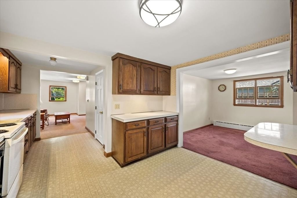 47 Little Rock Ave Falmouth — Photo 14 of 32