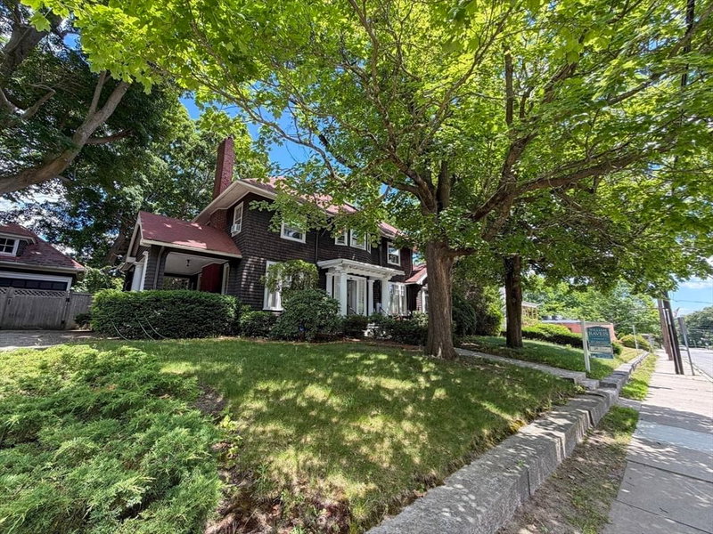 213 Harris Ave