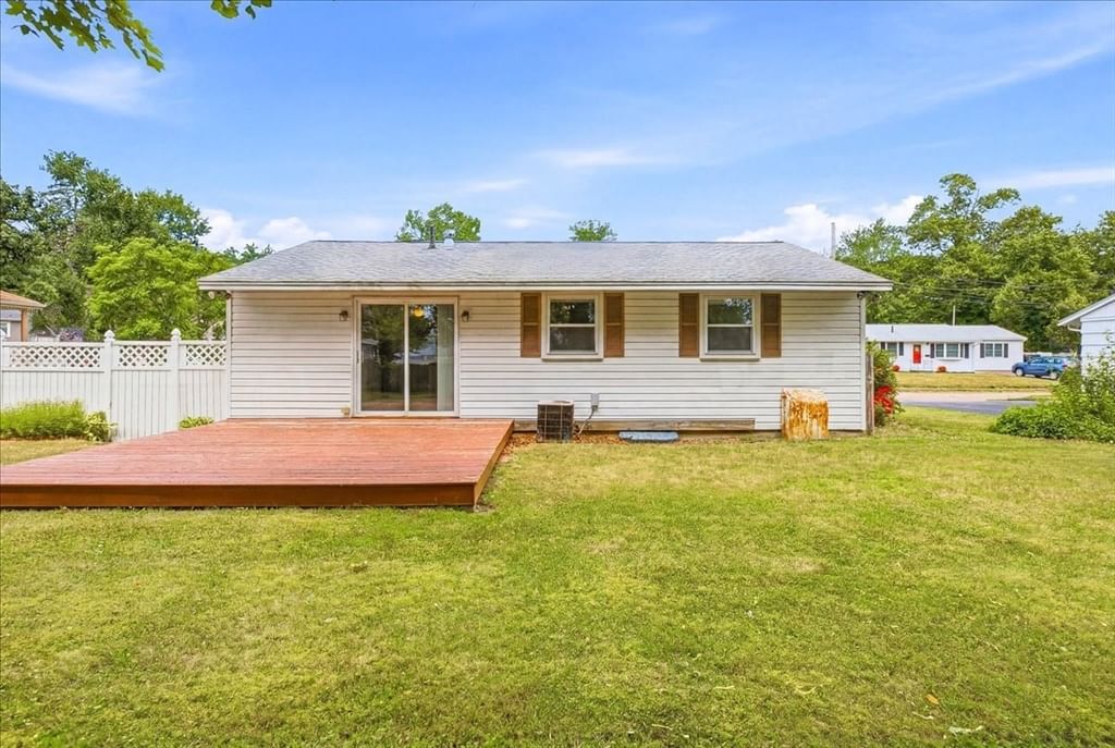 20 Pine Hill Ter Rockland — Photo 24 of 32