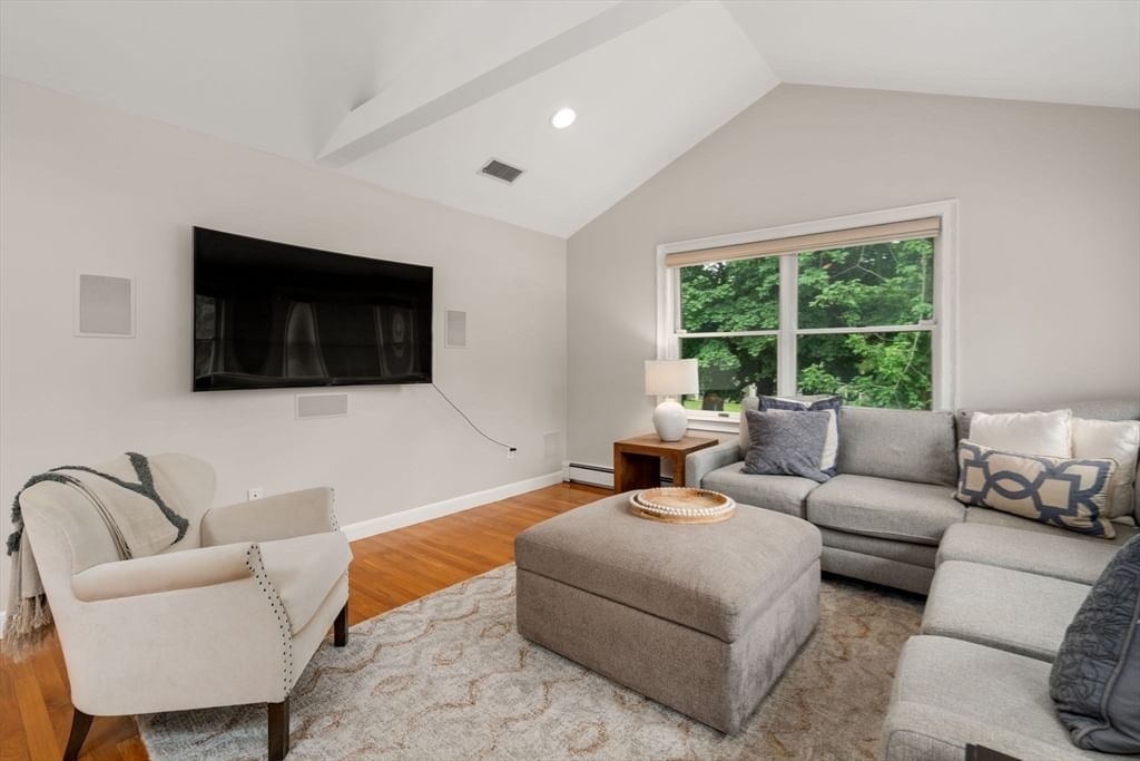 74 Spring Valley Road Belmont — Photo 16 of 39