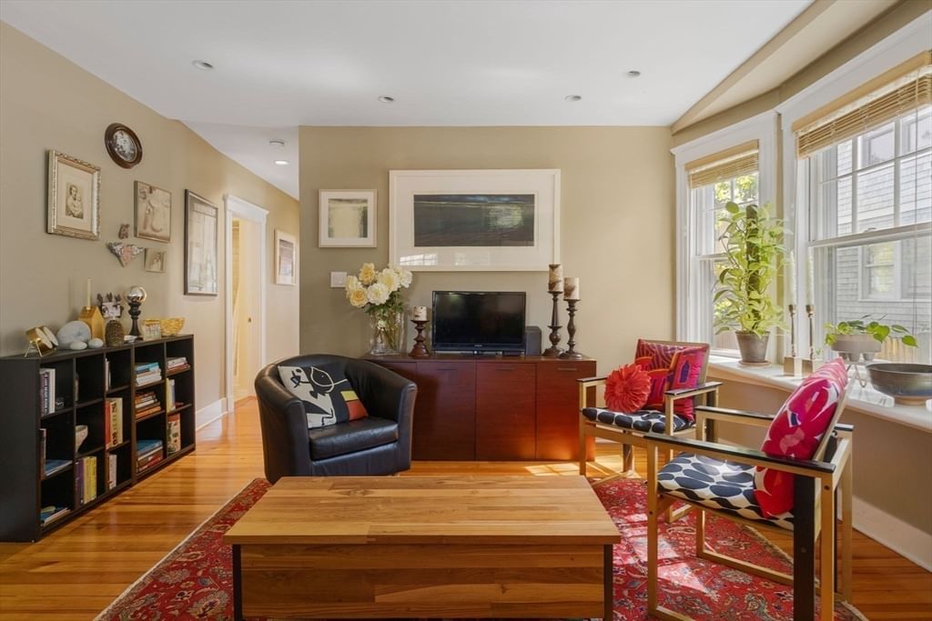 391 Concord Ave #1 Cambridge — Photo 7 of 28