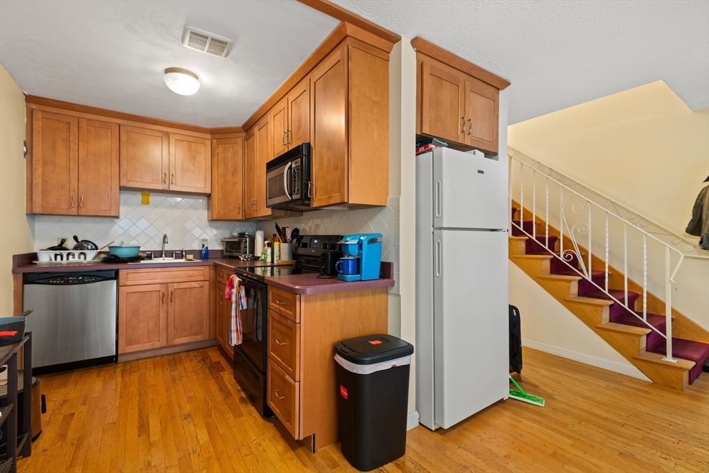 22 Austin St Boston — Photo 11 of 17