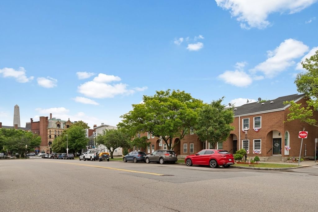 22 Austin St Boston — Photo 16 of 17